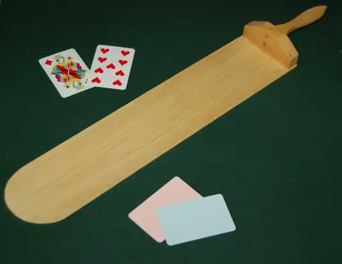 Paleta y cartas de bacará