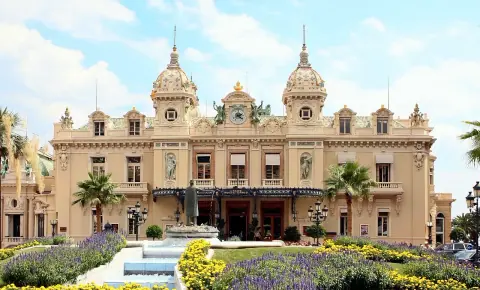 Fachada del Casino de Montecarlo en Mónaco